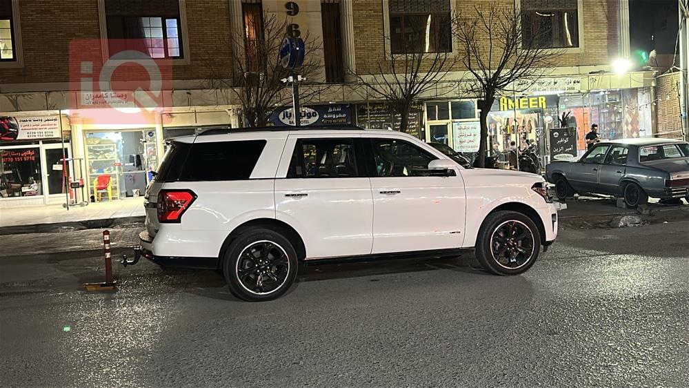 Ford Expedition